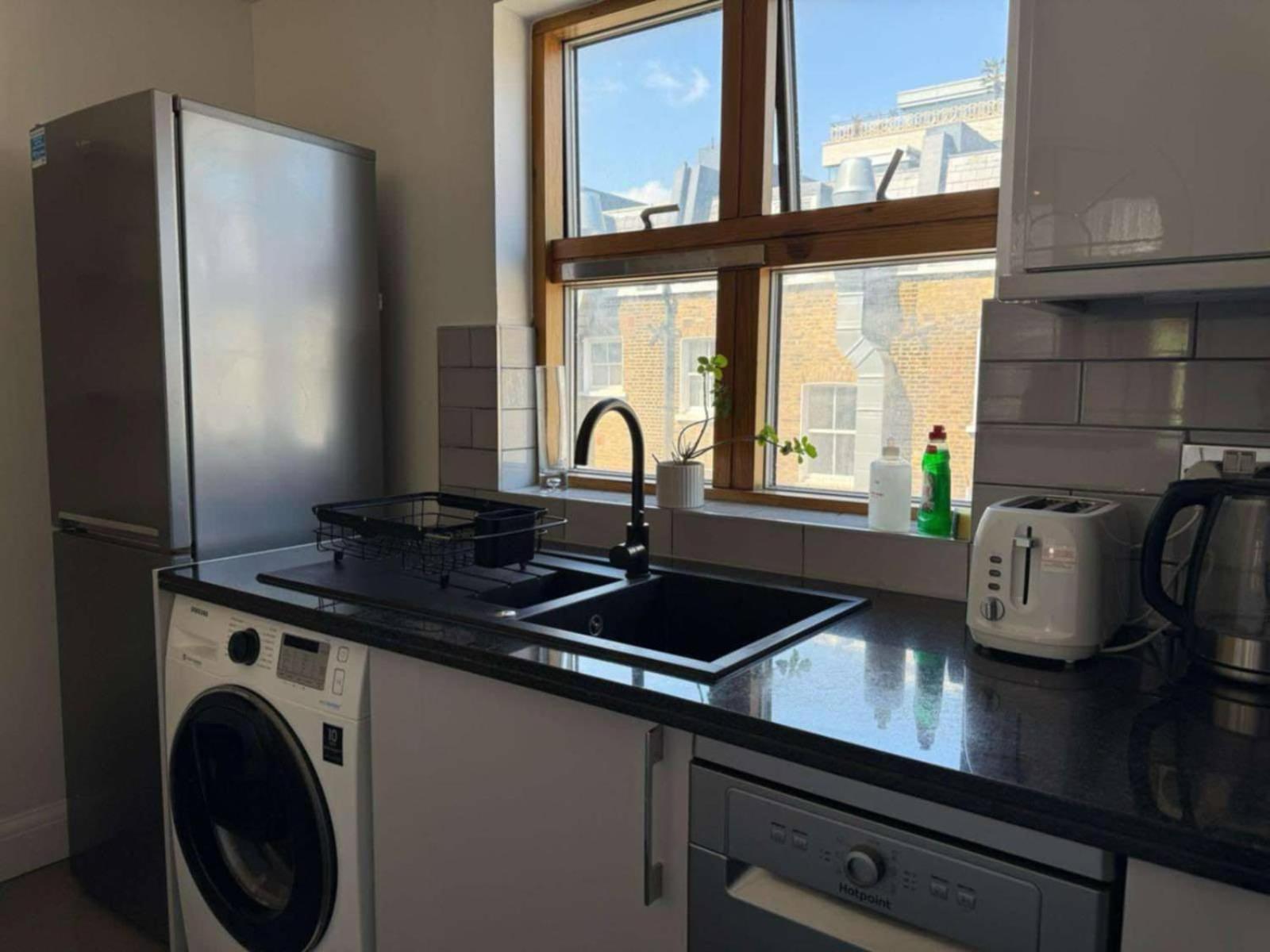 Luxury Two Bedroom In Bayswater London