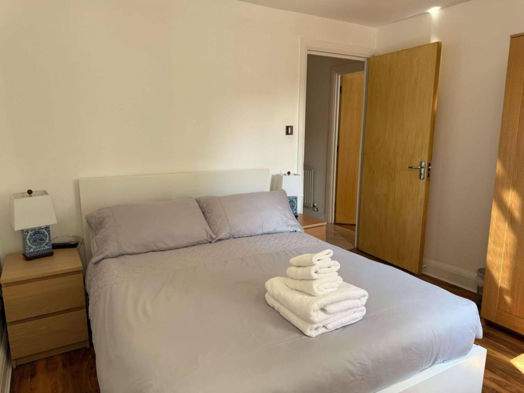 Luxury Two Bedroom In Bayswater * London